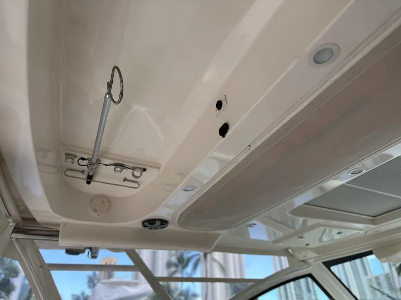 Slide: The Image of Grady-White Freedom 375 2017 - 50