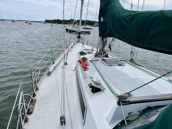 Slide: The Image of Beneteau First 42 1983 - 10