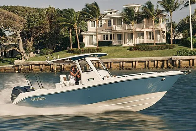 Slide: The Image of Everglades 295 Center Console 2017 - 2