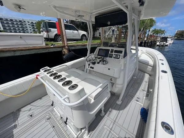 Slide: The Image of Intrepid 300 Center Console 2007 - 10