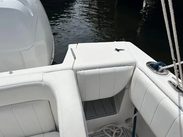 Slide: The Image of Intrepid 300 Center Console 2007 - 9