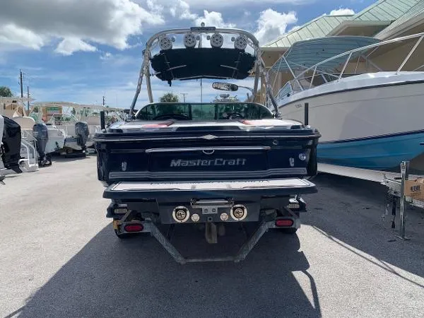 Slide: The Image of MasterCraft MariStar 230 2009 - 6