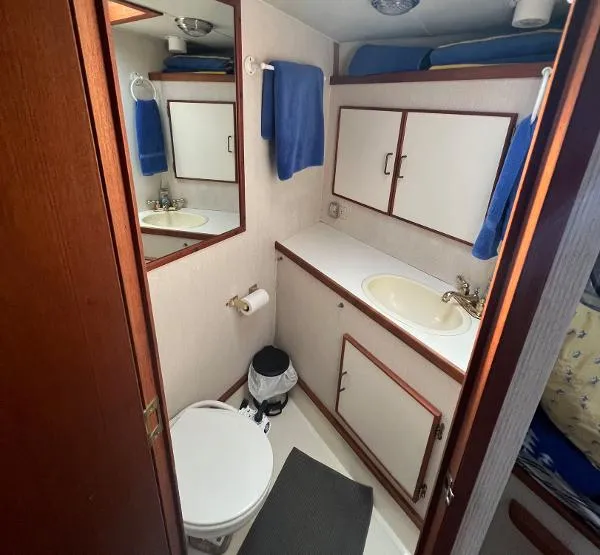 Slide: The Image of Tollycraft 44 Cockpit Motor Yacht 1986 - 10