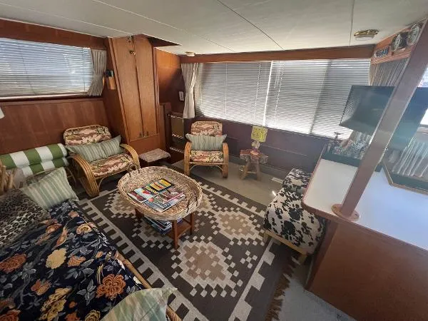 Slide: The Image of Tollycraft 44 Cockpit Motor Yacht 1986 - 2