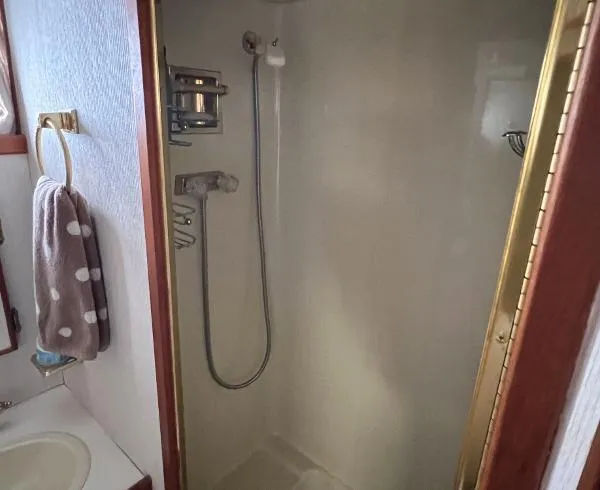 Slide: The Image of Tollycraft 44 Cockpit Motor Yacht 1986 - 8