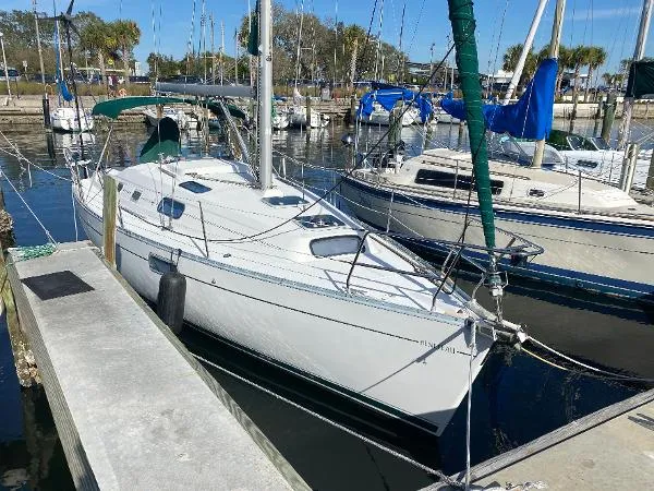 Slide: The Image of Beneteau 321 1996 - 0