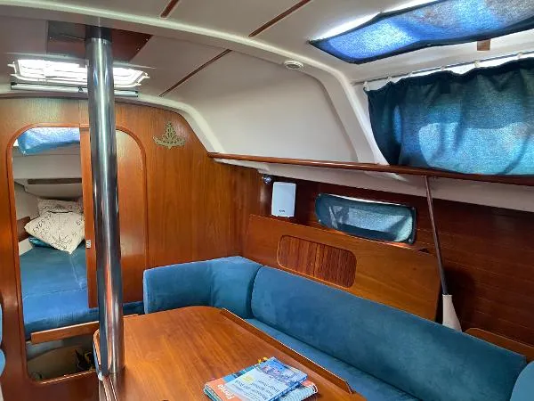 Slide: The Image of Beneteau 321 1996 - 6