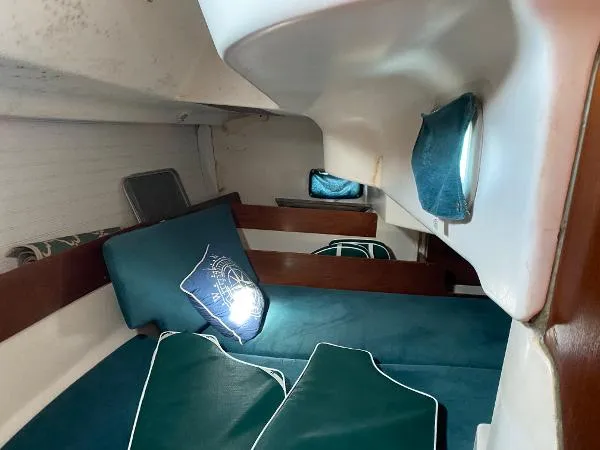 Slide: The Image of Beneteau 321 1996 - 7