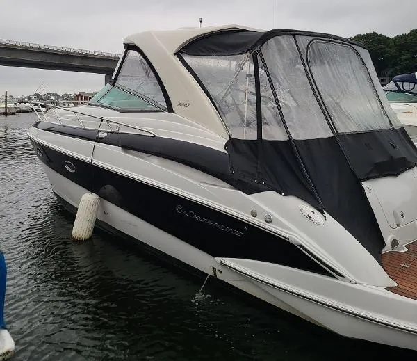 Slide: The Image of Crownline Boats 340 CR 2008 - 2
