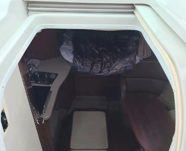 Slide: The Image of Crownline Boats 340 CR 2008 - 6