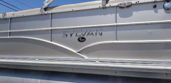 Slide: The Image of Sylvan Mirage 2016 - 1