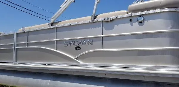 Slide: The Image of Sylvan Mirage 2016 - 5