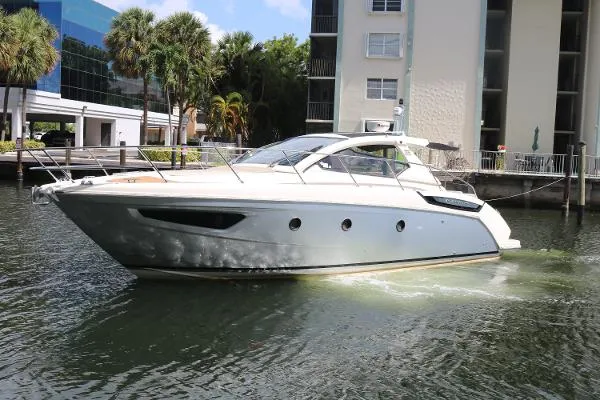 Slide: The Image of Azimut Atlantis 2015 - 0