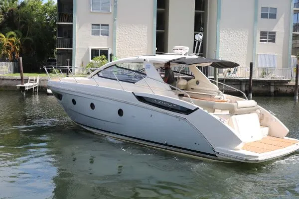 Slide: The Image of Azimut Atlantis 2015 - 1