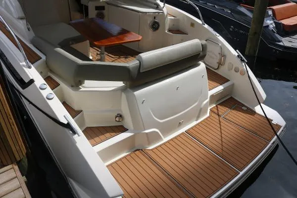 Slide: The Image of Azimut Atlantis 2015 - 10