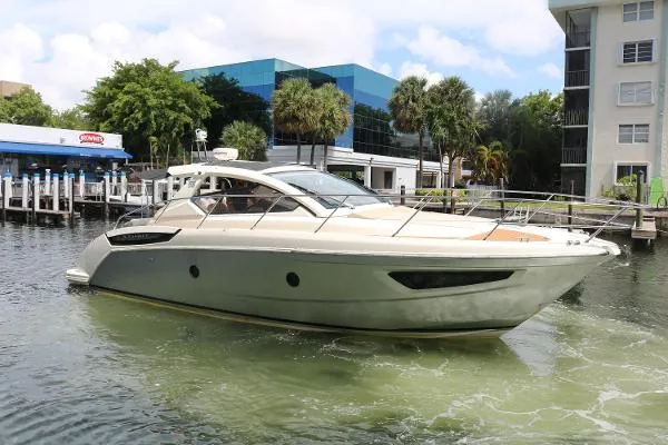 Slide: The Image of Azimut Atlantis 2015 - 5