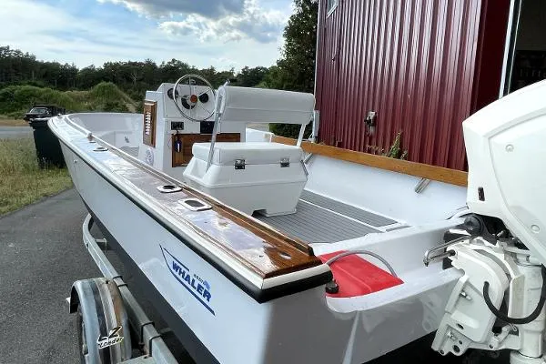 Slide: The Image of Boston Whaler Outrage 18 1984 - 0