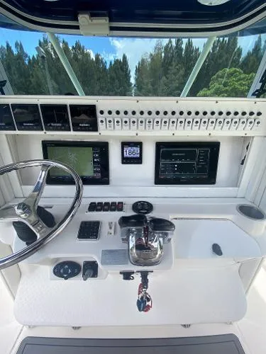 Slide: The Image of Everglades Center Console 2007 - 7