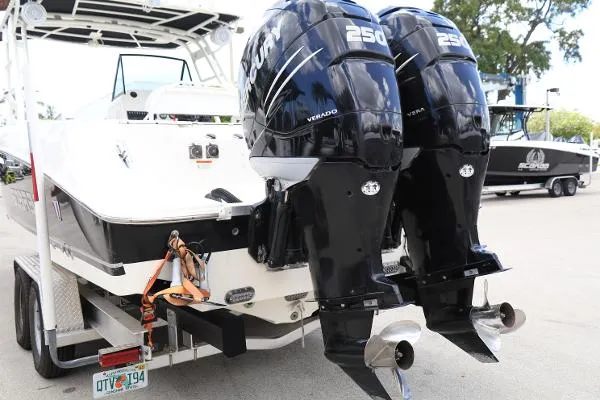 Slide: The Image of Wellcraft 30 Scarab Sport 2008 - 3