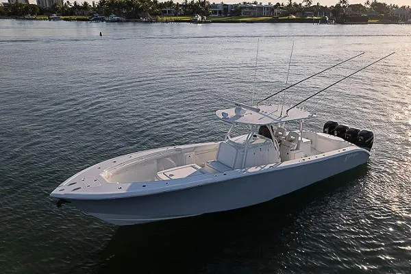Slide: The Image of Yellowfin 39 2015 - 4