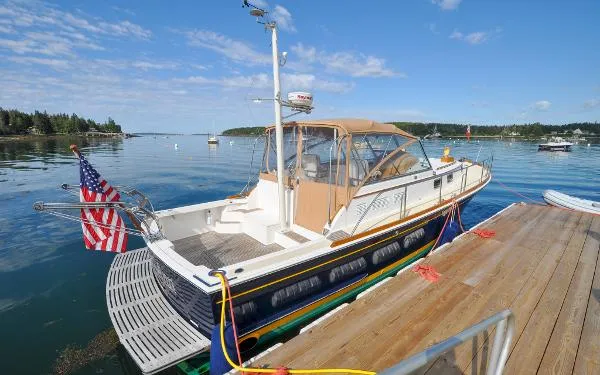 Slide: The Image of Grand Banks Eastbay 38 EX 1995 - 5