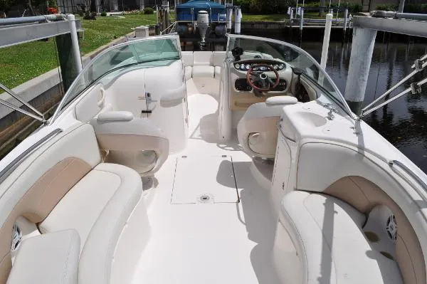Slide: The Image of Chaparral 274 SUNESTA 2004 - 4