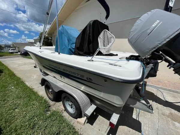 Slide: The Image of Hydra-Sports 19 Bay Bolt 2008 - 9