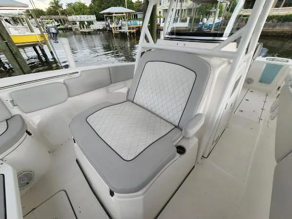 Slide: The Image of Sea Fox 288 Commander 2019 - 9