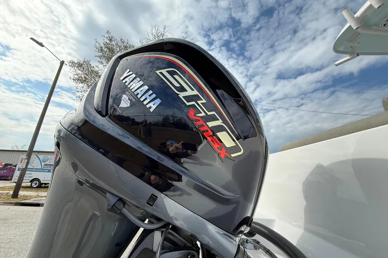 Slide: The Image of Yamaha SHO VMAX engine on 2023 Sportsman Open 232 Center Console boat. - 7