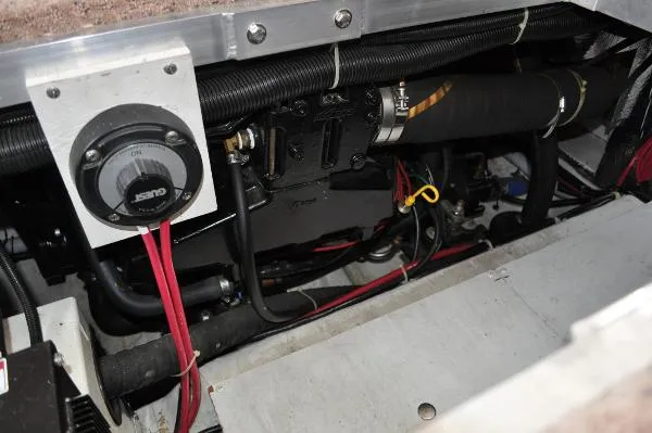 Slide: The Image of Carver Yachts 404 Cockpit Motor Yacht 2000 - 4