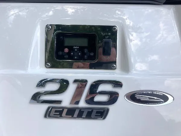 Slide: The Image of Chaparral 216 SSi 2015 - 7