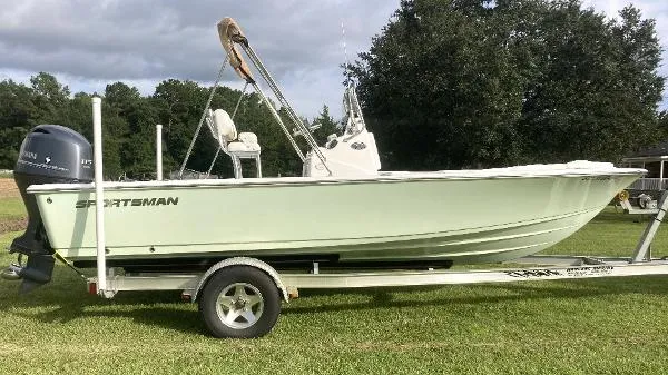 Slide: The Image of Sportsman Masters 207 Bay Boat 2015 - 4