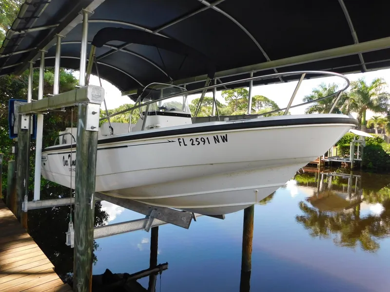 Slide: The Image of Boston Whaler 18 Dauntless 2007 - 0