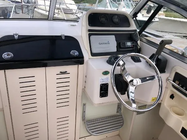 Slide: The Image of Grady-White 226 Seafarer WA 2004 - 4