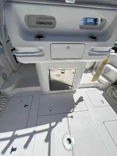 Slide: The Image of Intrepid 375 Walkaround 2013 - 10