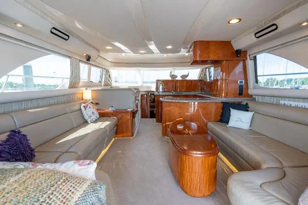 Slide: The Image of Sea Ray 560 SD 2003 - 11