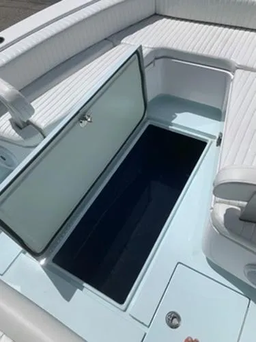 Slide: The Image of Contender 28 Sport 2017 - 9