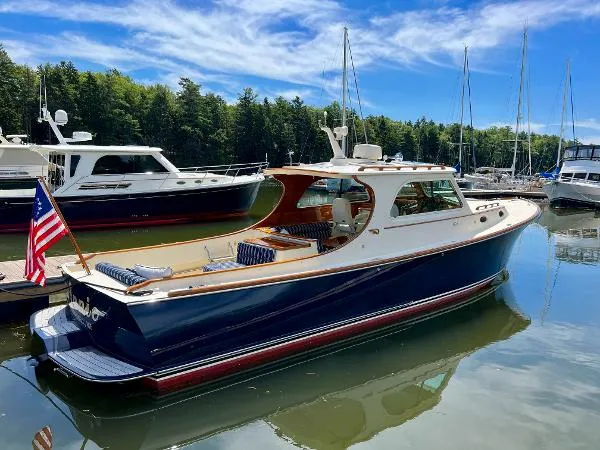 Slide: The Image of Hinckley Yachts Picnic Boat EP 2007 - 2