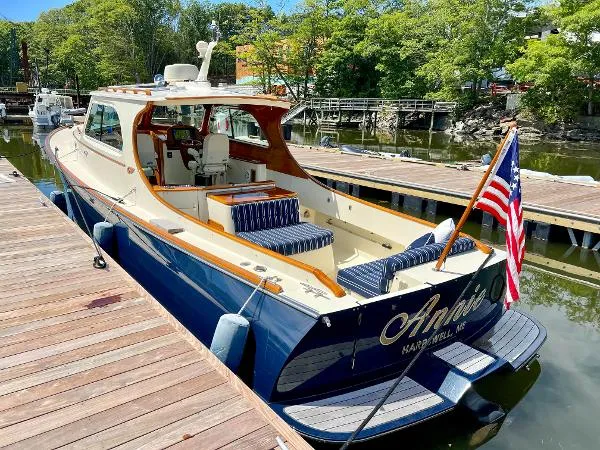 Slide: The Image of Hinckley Yachts Picnic Boat EP 2007 - 4
