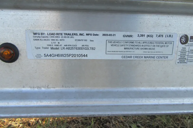 Slide: The Image of Label on Load Rite trailer, model LR-AB25T6300102LTB2, manufactured in 2023. - 7