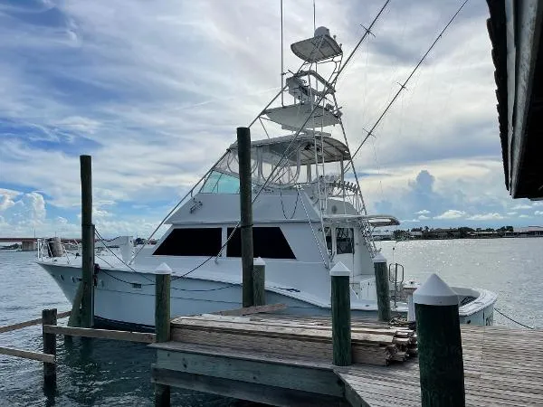 Slide: The Image of Hatteras 55 Convertible 1982 - 0