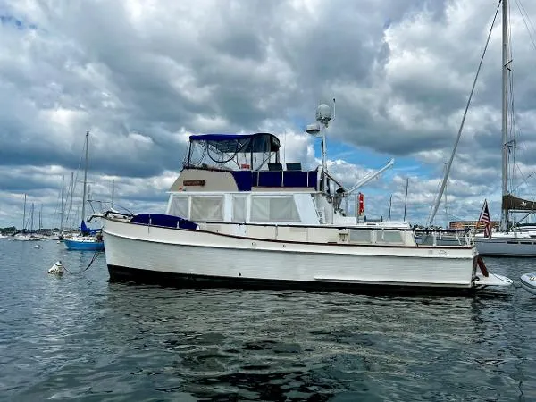Slide: The Image of Grand Banks 42 Classic 1979 - 4