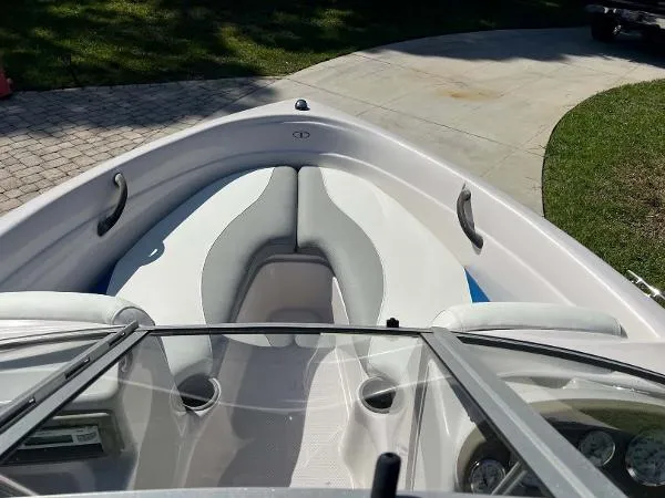 Slide: The Image of Tahoe T18 Ski Boat 2005 - 2