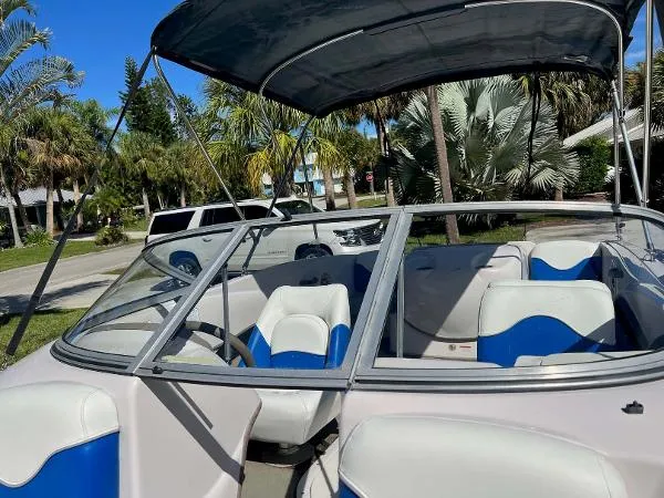Slide: The Image of Tahoe T18 Ski Boat 2005 - 4