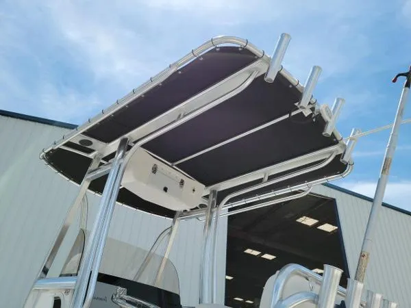 Slide: The Image of Sea Hunt Ultra 211 2020 - 11