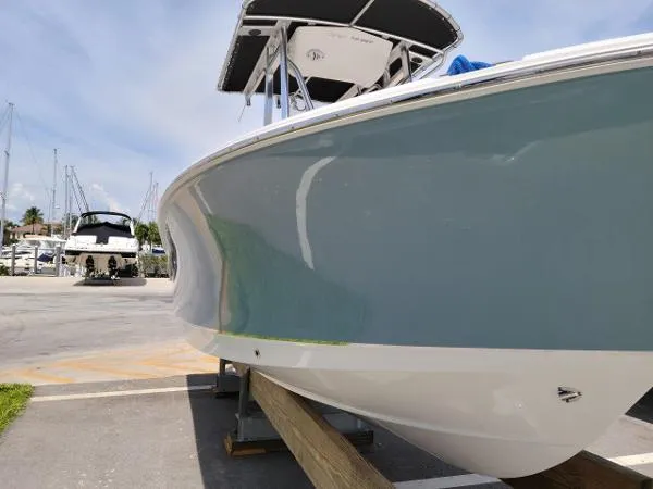Slide: The Image of Sea Hunt Ultra 211 2020 - 3