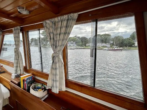 Slide: The Image of Webbers Cove 34 Flybridge 1980 - 11