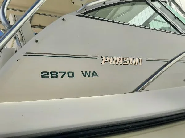 Slide: The Image of Pursuit 2870 Walkaround 1999 - 4
