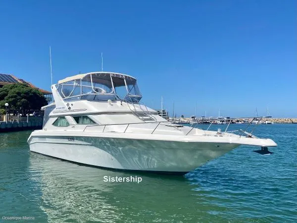 Slide: The Image of Sea Ray 440 Express Bridge 1996 - 0