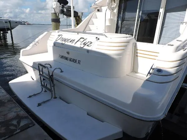 Slide: The Image of Sea Ray 440 Express Bridge 1996 - 4
